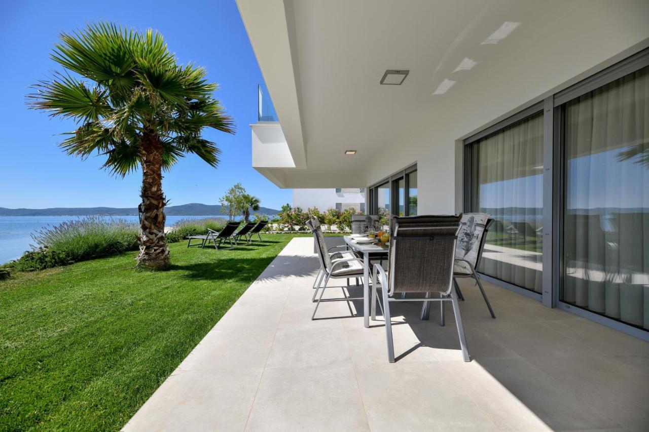 "Babe" Beachfront Residence Sukošan Exterior foto